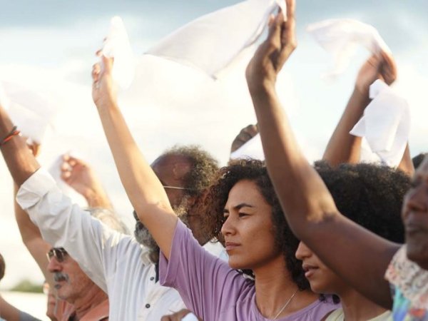 ‘BACURAU’ O CÓMO HACER UN VIAJE AL CENTRO DEL&nbsp;PODER