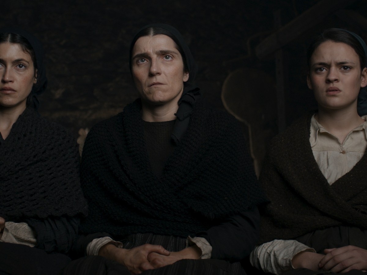 ‘LA ISLA DE LAS MENTIRAS’ O CÓMO AFERRARTE A LA VERDAD EN UN PUEBLO DE&nbsp;MENTIROSXS