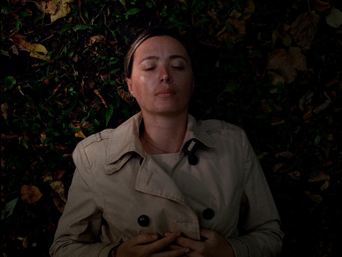 ‘BEGINNING’ O CÓMO EL VACÍO ES LA PROPIA JUSTIFICACIÓN DEL&nbsp;SER