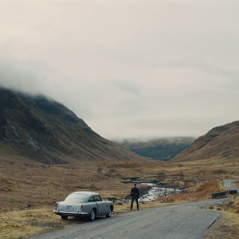 AGENTE SECRETO 007 O CÓMO OBSERVAR EL DINAMISMO DE LOS&nbsp;ESTEREOTIPOS