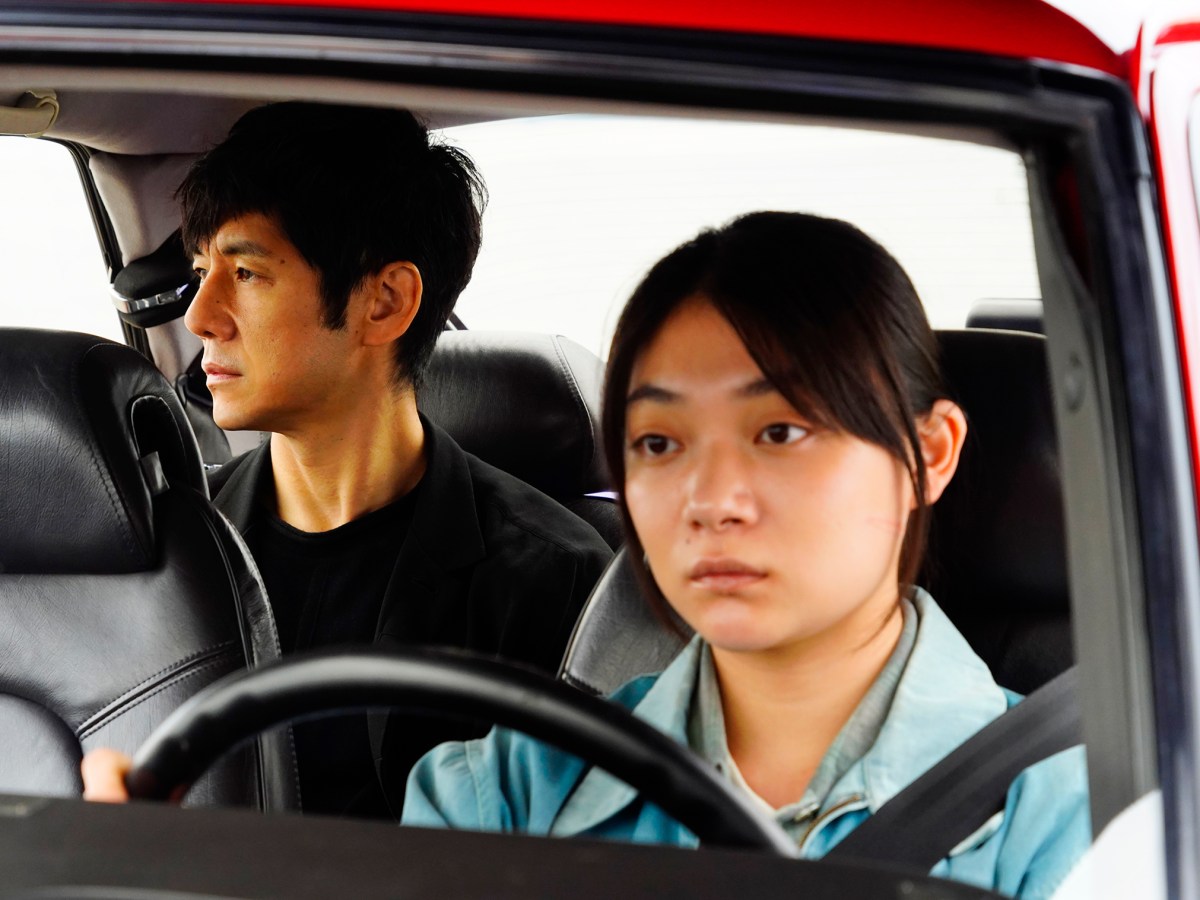 ‘DRIVE MY CAR’ O CÓMO CONDUCIRSE CON EL&nbsp;PASADO
