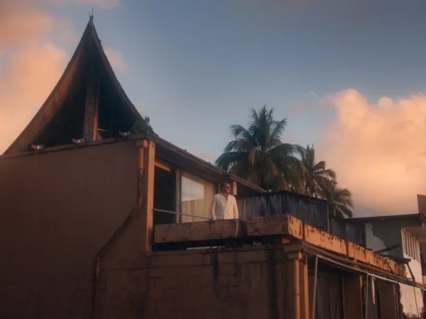 ’PACIFICTION’ O CÓMO TENSIONAR EL&nbsp;PARAÍSO