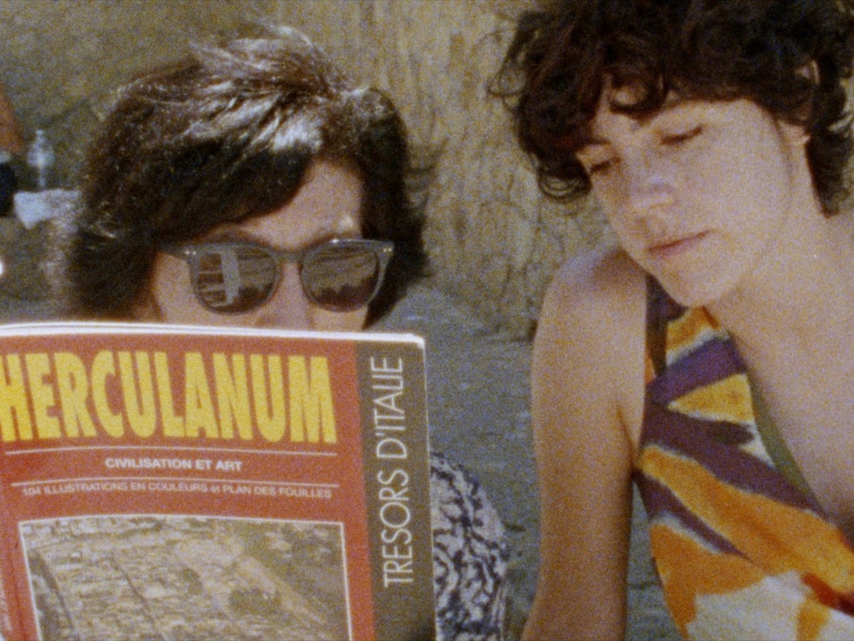 ‘A LOS LIBROS Y A LAS MUJERES CANTO’ O CÓMO LA ESCRITURA INVADE NUESTRA&nbsp;REALIDAD