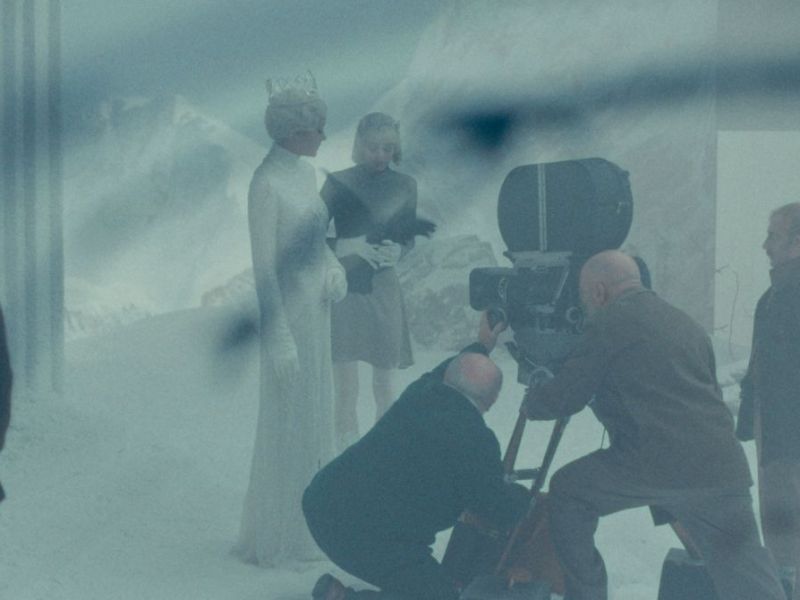 ’LA TOUR DE GLACE’ O CÓMO MOSTRAR EL DOBLE EN EL&nbsp;ESPEJO
